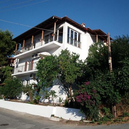 Koukounari Studios Neos Marmaras Exterior photo